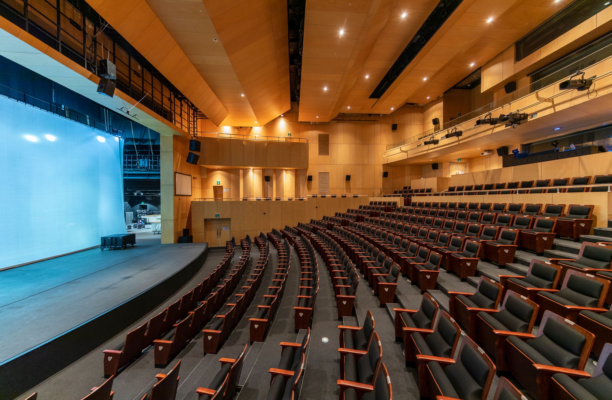 Large civic hall